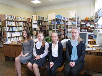 Победители литературного конкурса Диана Очаковская, Алена Лискун, Лера Горячева и Анна Зенкова