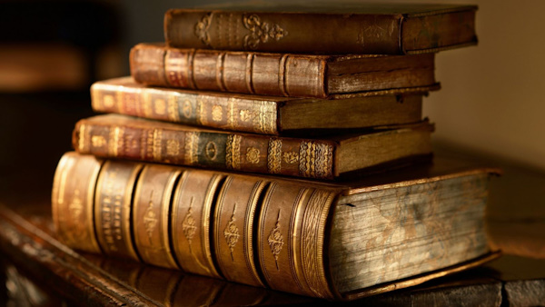 Секреты оценки антикварных книг: как не переплатить