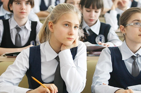 В ближайшие годы школы России будут работать в одну смену