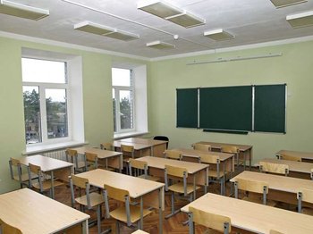 Российские школы с будущего года начнут переводить на обучение в одну смену