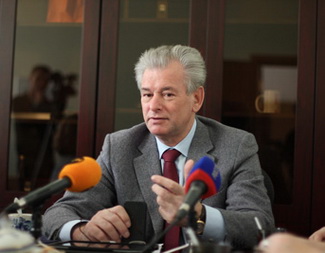 первый заместитель руководителя фракции «Единая Россия» Николай Булаев.