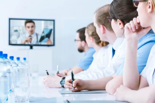 Почему психологу важно знать медицину